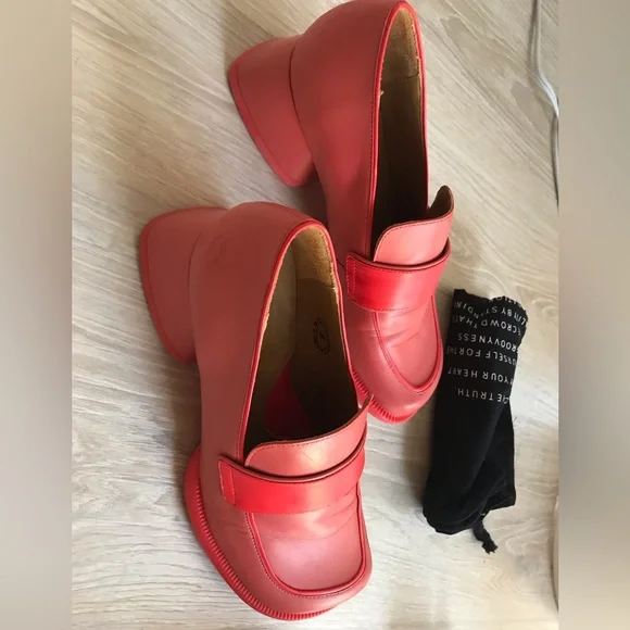 FLUEVOG- mod ‘Shelly’ in sherbet orange size 8 - Picture 7 of 7